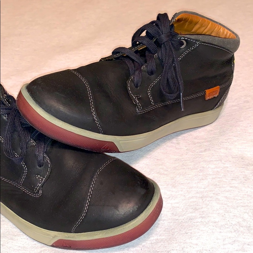 Keen mid-top sneaker